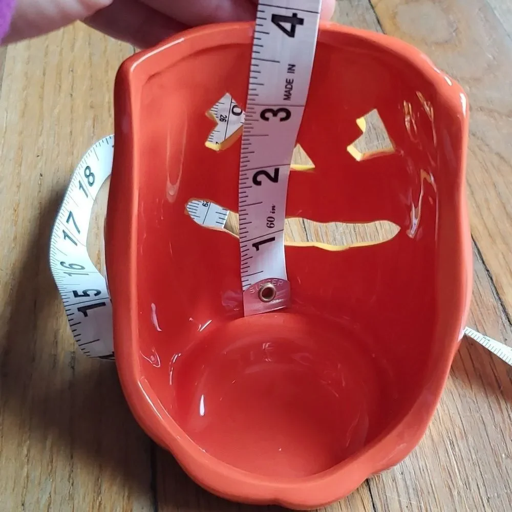 Ceramic pumpkin Halloween candle holder‎